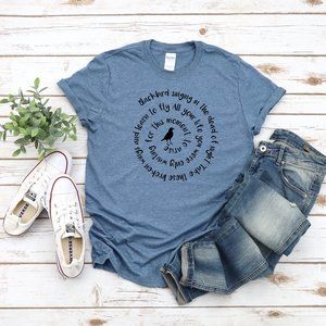 BLACK BIRD SINGING Tee Shirt T-Shirt